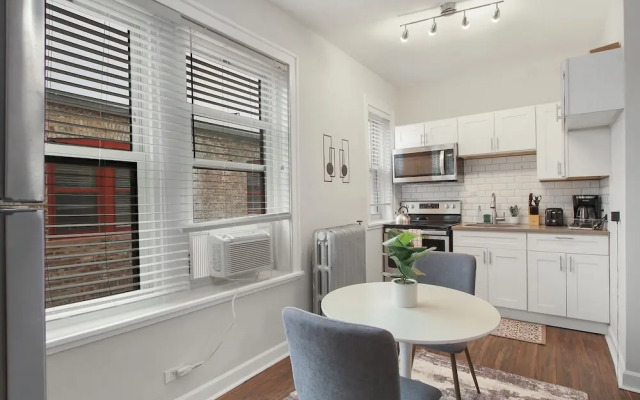 1BR Cozy Apt - Harper 404