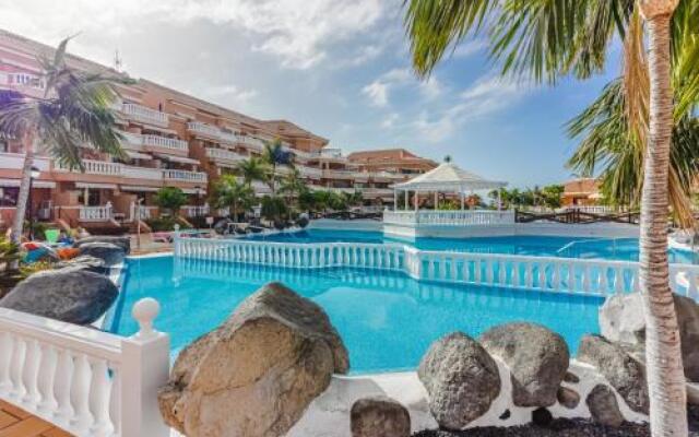 Playa Las Vistas Royal