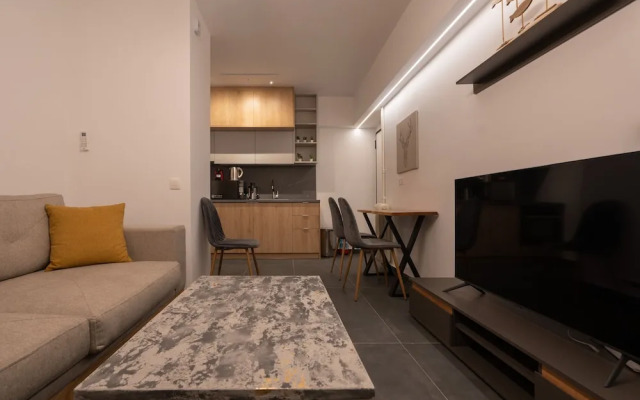 The City Escape Corner