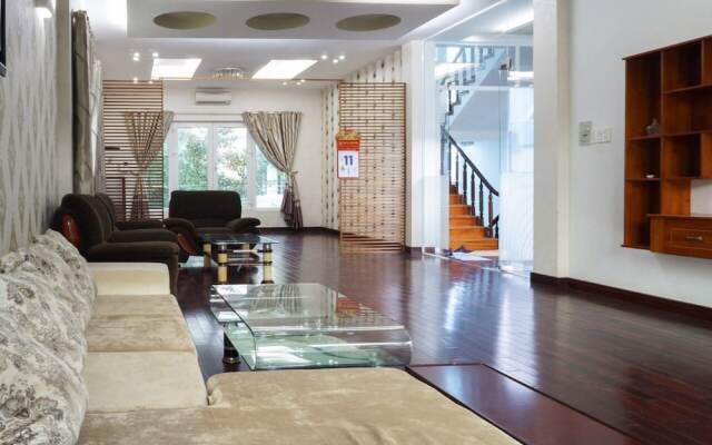 F5 Villa