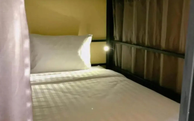 Airport Hostel Phuket