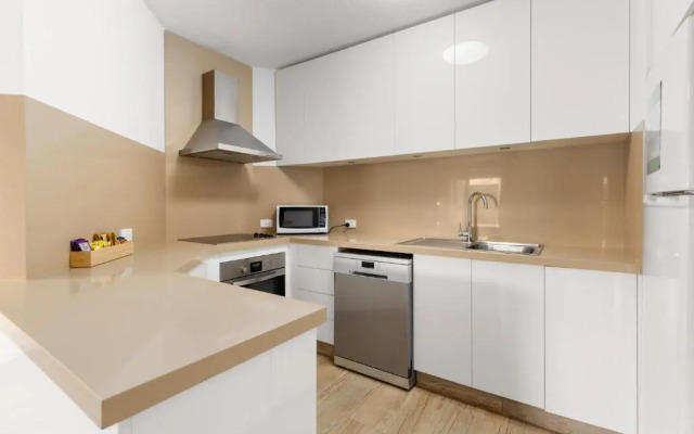 Pacific Bay Resort Suite