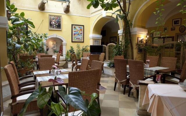Hotel Ungarische Krone