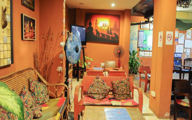 All In 1 Guesthouse Chiang Mai