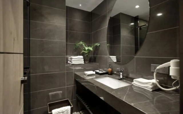 Hanyong Hotel