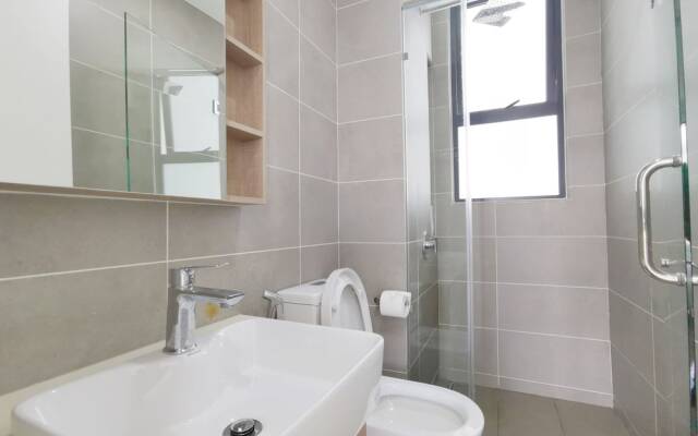 The M Macrolink Hijauan Medini