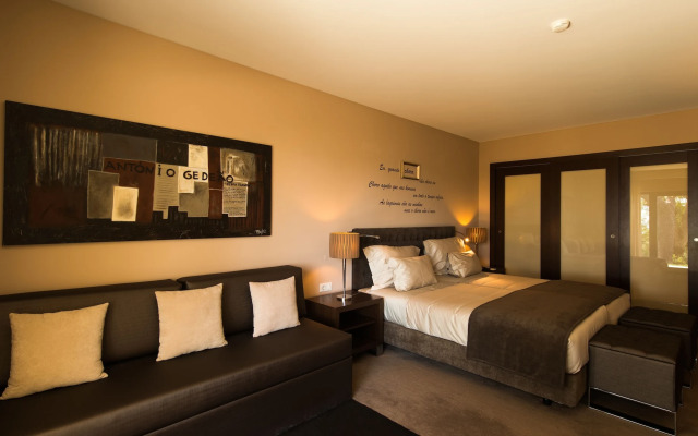 Отель Vila Gale Collection Palacio dos Arcos