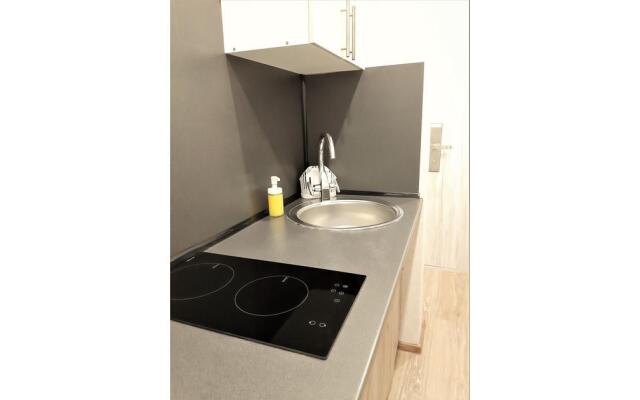 Мильфей на Черняховского 21