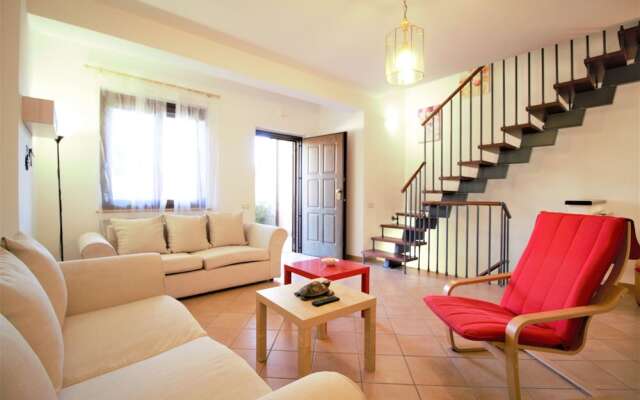 Holidaycasa Emiliano - Villa con Giardino Privato