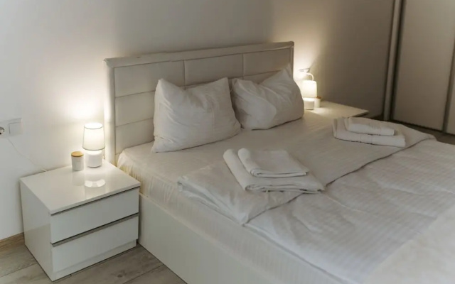 Kings Apartments