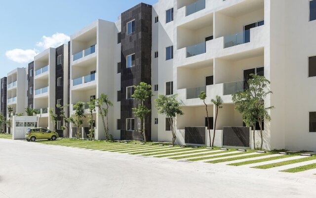 Selvanova 3 bedroom Condo & Casa Club