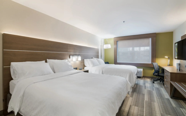 Holiday Inn Express Plymouth by IHG