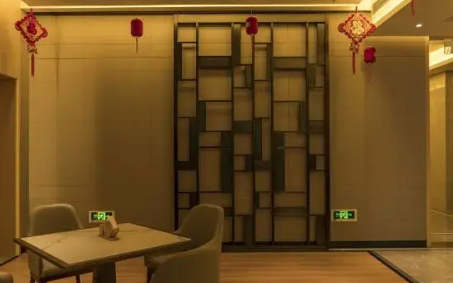 Huatian Selected Hotel