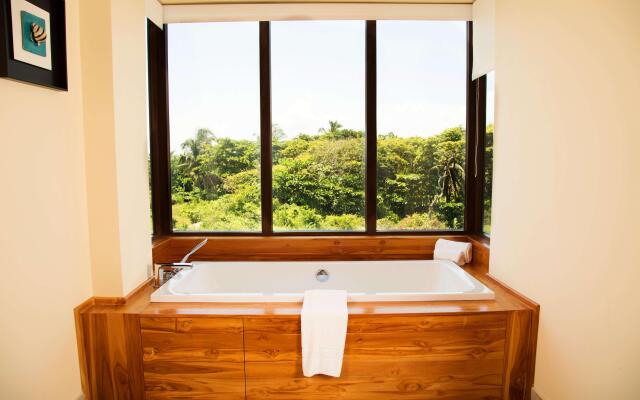 Indura Beach & Golf Resort, Curio Collection by Hilton
