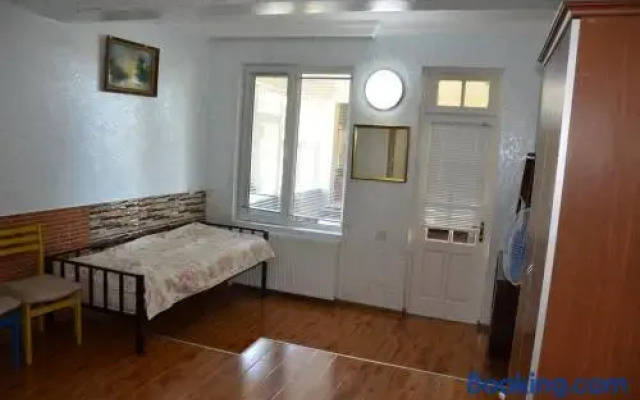 TJ Guest House
