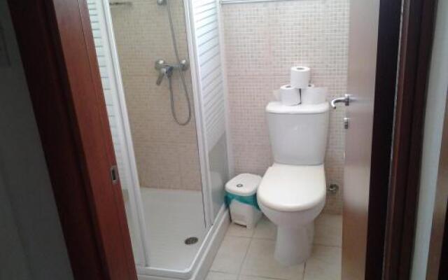 Artemis Karas Holidays Apartment