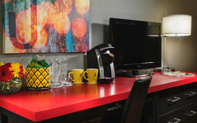 Staypineapple, Hotel FIVE, Downtown Seattle