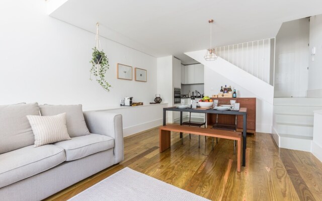 Tripas-Coração, Rosário Apartments