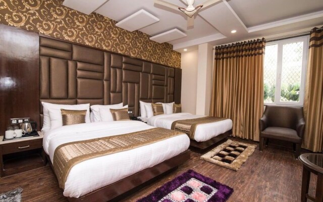 Hotel Mannat Int