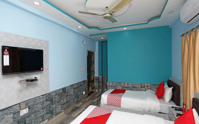 OYO Flagship 15738 Hotel Ag Star