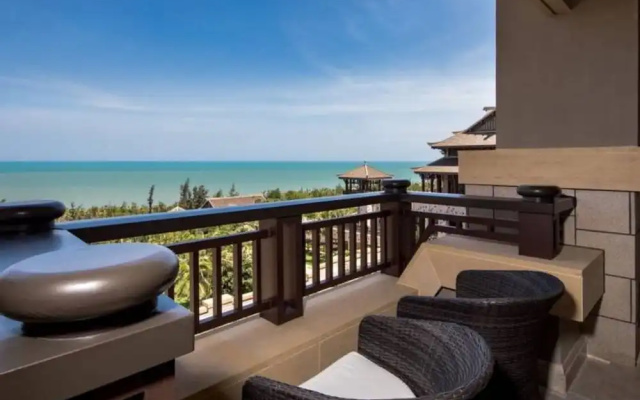 New Century QiziBay Hainan – Balcony – Changjiang