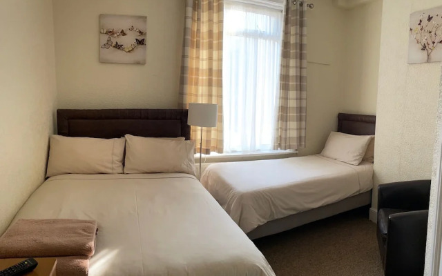 Aabba Guest House