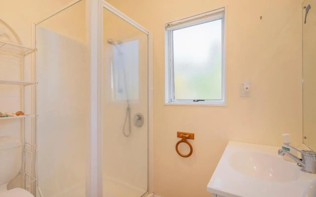 Harbour View Haven - Pauanui Holiday Home