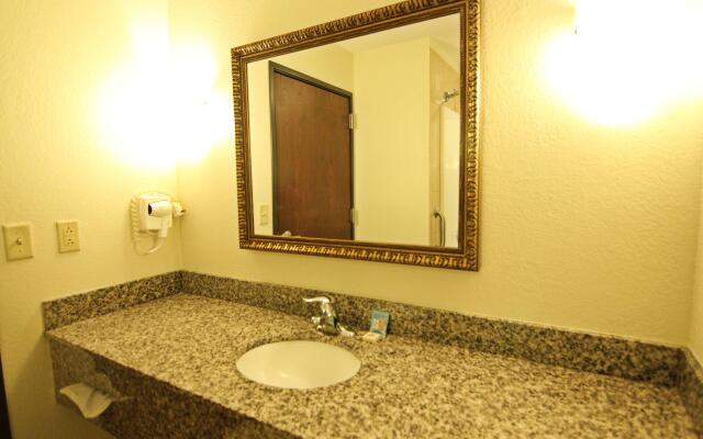 Crown Pointe Lodge, BW Signature Collection