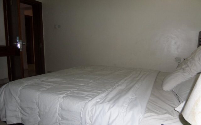 Serena Hotel & Suites