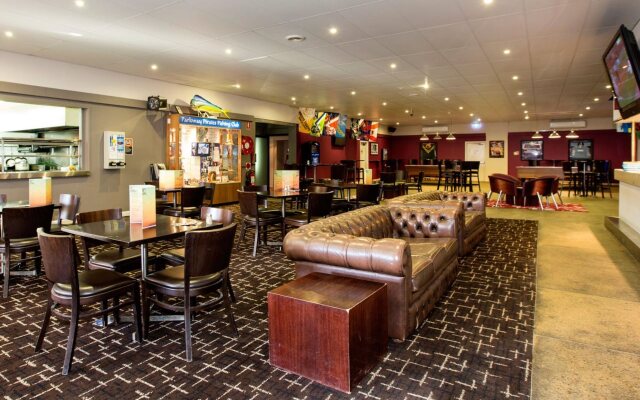 Parkway Hotel