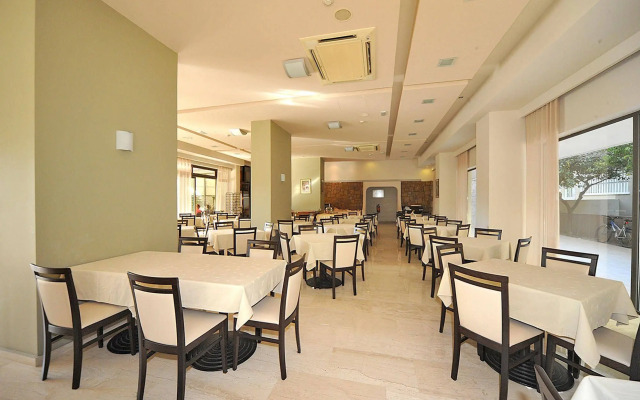 Saint Constantin Hotel