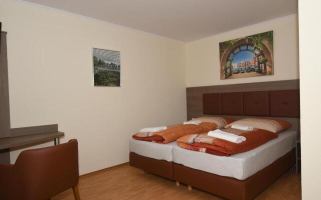Ellen Hotel