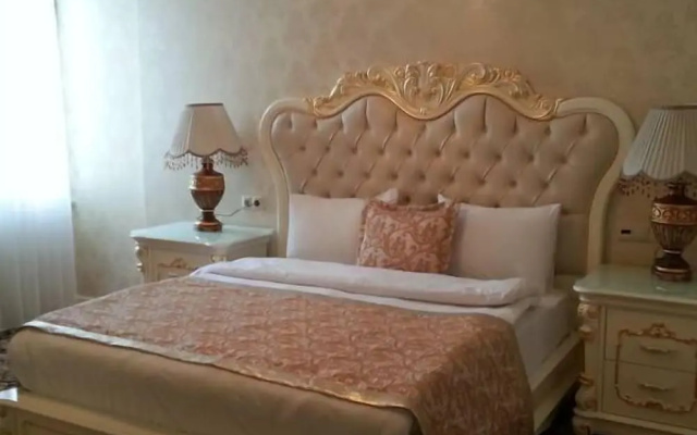 Best Town Hotel