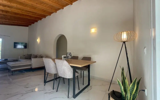 Magellanos Mint House- Kinopiastes