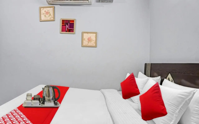 Oyo 92864 Silver Stone