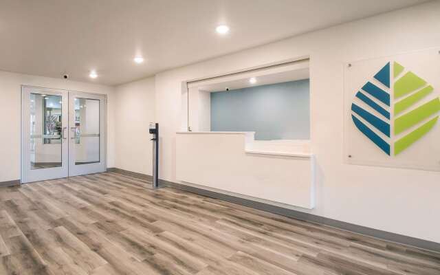 WoodSpring Suites Portland Vancouver