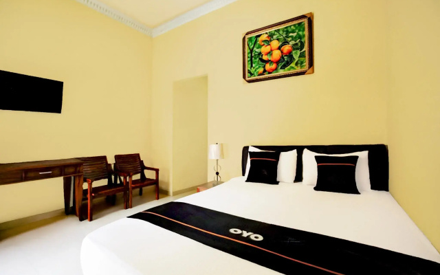Hotel O Surabaya near Pelangi Park formerly D'best Kutisari