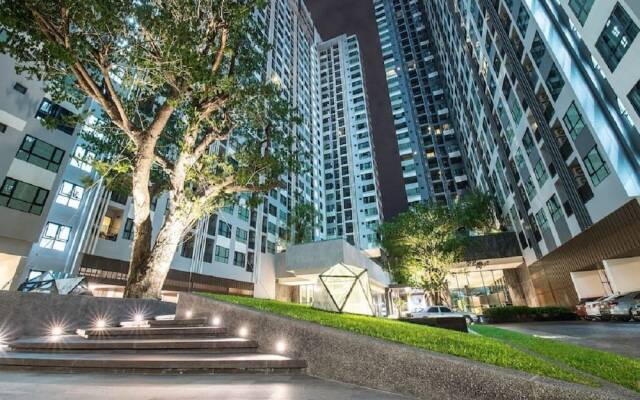 The Base Central Pattaya  Sea View