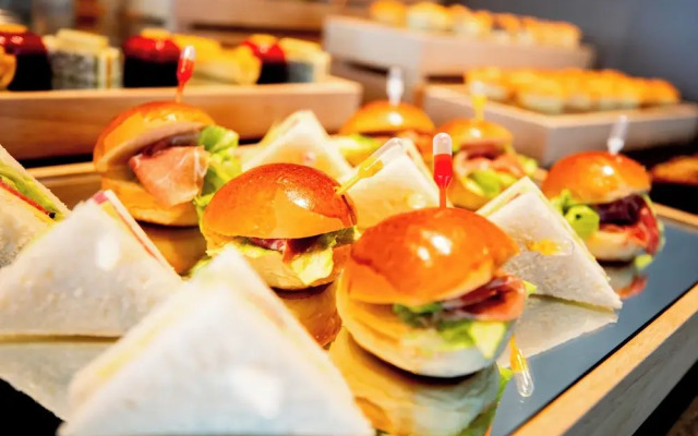 Pagoda Hotel Hangzhou Zijingang