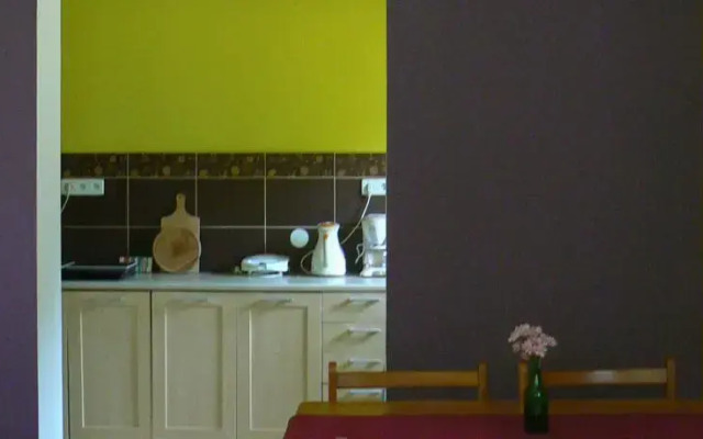 Pod Gadającym Kotem