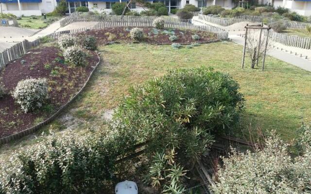 Appartement T 2 AVEC PISCINE