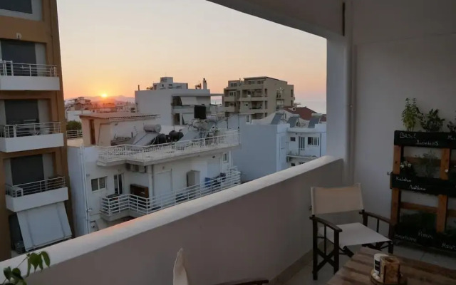 Gio s Central Cosy Apartment With Private Balcony