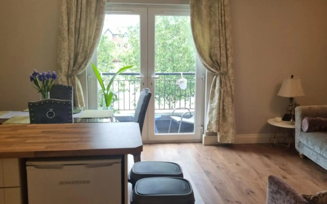 2Bedroomed apartment on first floor with balcony