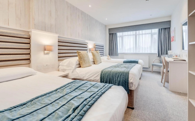St Ives Hotel