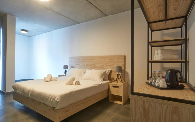 Mr. Todd Hotel