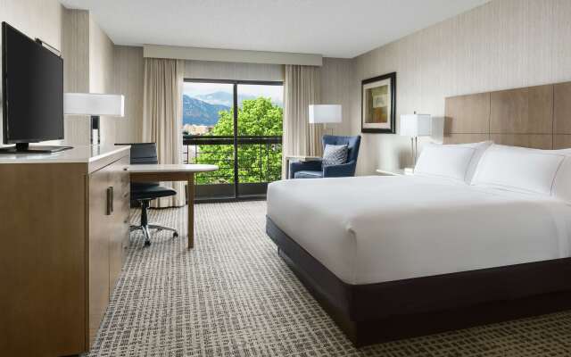 DoubleTree by Hilton Colorado Springs