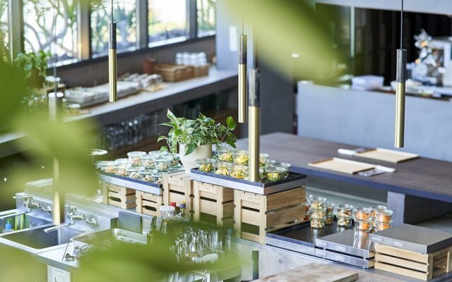 Отель The Reign Hotel Kyoto