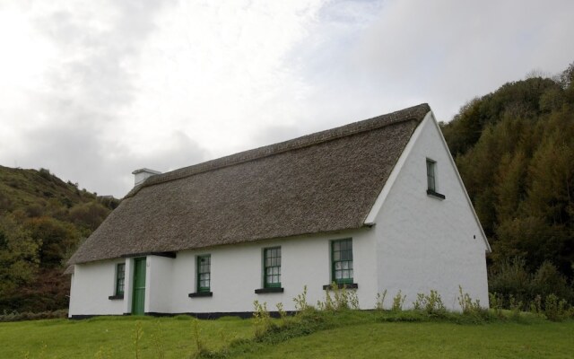 Corofin Lake Cottage No 4