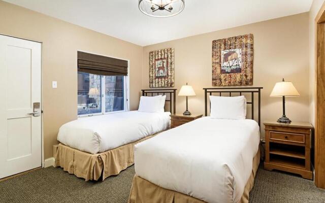 Fasching Haus Unit 180