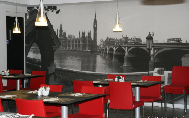 The Queens Gate Hotel